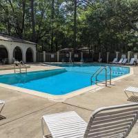 Peaceful Relaxation and Comfort，位于希尔顿黑德岛Hilton Head Airport - HHH附近的酒店