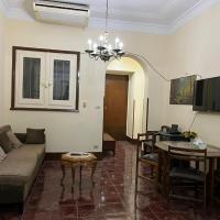 Beautiful apartment in the heart of cairo，位于开罗Garden City的酒店