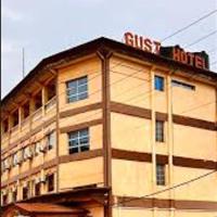Gust Hotel，位于班基M'Poko - BGF附近的酒店