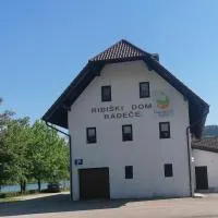 Ribiški dom Radeče，位于Radeče的酒店