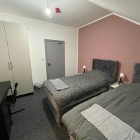 Luxurious En-Suite Room 6，位于曼彻斯特法洛菲尔德的酒店