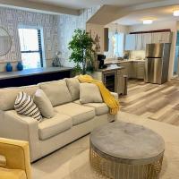Modern Fully Renovated Suite & Loft in Downtown Trenton，位于特伦顿Trenton-Mercer Airport - TTN附近的酒店