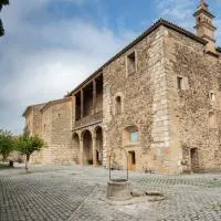 Hotel Puente de Alconétar，位于加洛维拉斯的酒店