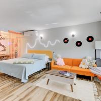 The Moose #10 - Stylish Loft with King Bed, Free Parking & Wi-Fi，位于孟菲斯Midtown的酒店