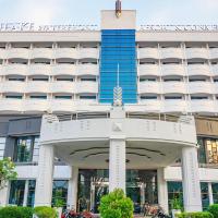 Sunlake Waterfront Resort & Convention，位于雅加达雅加达北部的酒店