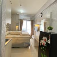 Apartemen Green Pramuka City Type Studio Full Furnish，位于雅加达Cempaka Putih的酒店