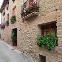 CASA RURAL SANCHO，位于Artajona的酒店
