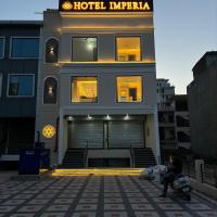 Hotel imperia，位于克勒尔的酒店