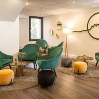Best Western Voiron Centre，位于瓦龙的酒店