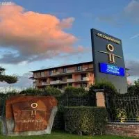 Hotel Orizzonte，位于坎帕尼亚朱利亚诺的酒店