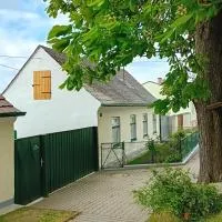 Ferienhaus Anna，位于Prottes的酒店
