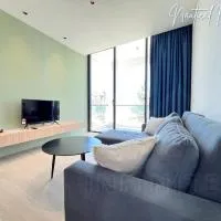 Roxy Sematan Beach Apartment 2BR & Studio，位于Sematan的酒店