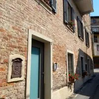 Antica Residenza degli Archi，位于蒙卡尔沃的酒店