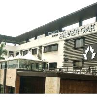Hotel Silver Oak, Bilaspur，位于比拉斯布尔比拉斯布尔机场 - PAB附近的酒店