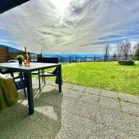 Gemütliches Alpenblick BERG-Bungalow + großer GARTEN + NETFLIX!，位于Schöfweg的酒店