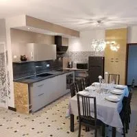 Maison l'hostal saura y roja,位于Andelat的酒店