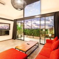 Contemporary Loft 200m From Canggu Shoreline Noma，位于坎古Pererenan的酒店