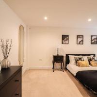 Spacious London 2 Bed Flat with Parking -10mins from Central，位于伦敦坎伯威尔的酒店