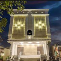 Hotel Aurelia Grand Lucknow Couple Friendly，位于勒克瑙Gomti Nagar的酒店