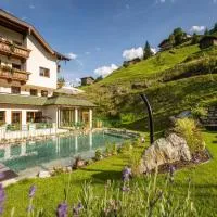 Naturhotel Hüttenwirt im Grossarltal，位于Hüttschlag的酒店