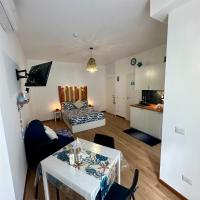 Due Mari Milano Apartment ZONA PORTELLO-FIERA FREE WI-FI，位于米兰塞尔托萨的酒店