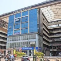 Hotel Gold Palace Inn，位于苏拉特的酒店