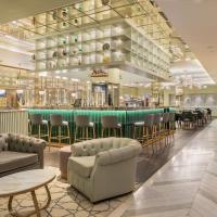 The Emerald House Lisbon - Curio Collection By Hilton，位于里斯本桑托斯区的酒店