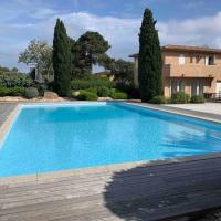 Villa Porto Vecchio St Cyprien 60m2 plage et village à 700 m，位于Lecci的酒店