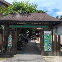 Lapauta Derawan Resort，位于Derawan Islands的酒店