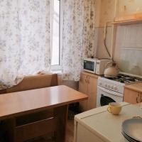 2 комнатная квартира на Автопарке，位于乌拉尔斯克Oral Ak Zhol Airport - URA附近的酒店