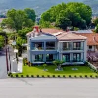 Fyllis Fine Living Sea view，位于艾斯普罗瓦塔的酒店