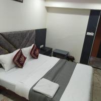 Hotel Heritage Gurukul，位于艾哈迈达巴德Thaltej的酒店