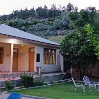 Gankorini Guest House Chitral，位于吉塔尔Chitral Airport - CJL附近的酒店