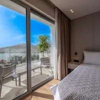 Hotel Teuta,位于萨兰达的酒店