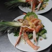 Logis Hotel Restaurant Le Commerce，位于Guichen的酒店