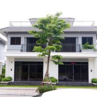 Green Bay Luxury Villa Sonasea Vân Đồn，位于Thâm CâuVan Don International Airport - VDO附近的酒店