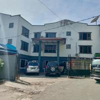 RedDoorz at Hotel Ermashta Jayapura，位于查亚普拉Vanimo - VAI附近的酒店