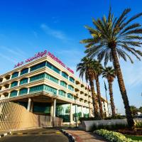 Mövenpick Grand Al Bustan，位于迪拜迪拜国际机场 - DXB附近的酒店