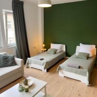 Big apartment with Parking, 30 min to Düsseldorf，位于杜伊斯堡Laar的酒店