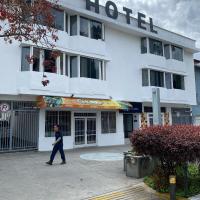 Hotel Luna Azul，位于MéridaAlberto Carnevalli Airport - MRD附近的酒店