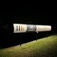 Halte Hotel,位于La Vergne的酒店