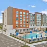 Holiday Inn Express & Suites Orlando- Lake Buena Vista, an IHG Hotel，位于奥兰多布纳维斯塔湖的酒店