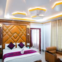 HOTEL COUNTRY INN，位于迪马普尔的酒店