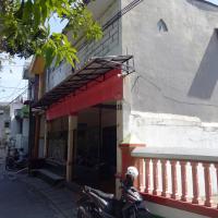 SPOT ON 94042 Homestay Rungkut Syariah，位于泗水Rungkut的酒店