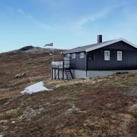 3 Bedroom Cozy Home In Snefjord，位于Snøfjord哈墨弗斯特机场 - HFT附近的酒店
