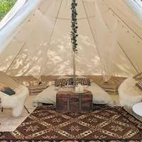 Glamping Grindhuset，位于Helgeroa的酒店