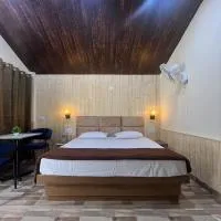 Serene River Cottages Sadhupul，位于Jūnga的酒店