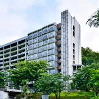 Oak Tree Emerald Hotel & Coventions Semarang，位于三宝垄的酒店