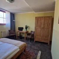 Logis Hotel Stadt Neustadt,位于纽斯塔特的酒店