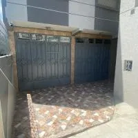 Welcome to Big BL's house - Grand 2 Bedrooms, Private Parking, Close to Tanger Med，位于塞吉尔堡的酒店